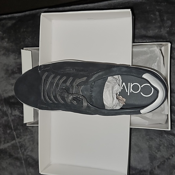 Calvin Klein Fuego Calf Suede Sneakers.BRAND NEW IN ORIGINAL BOX!!! - Picture 6 of 8